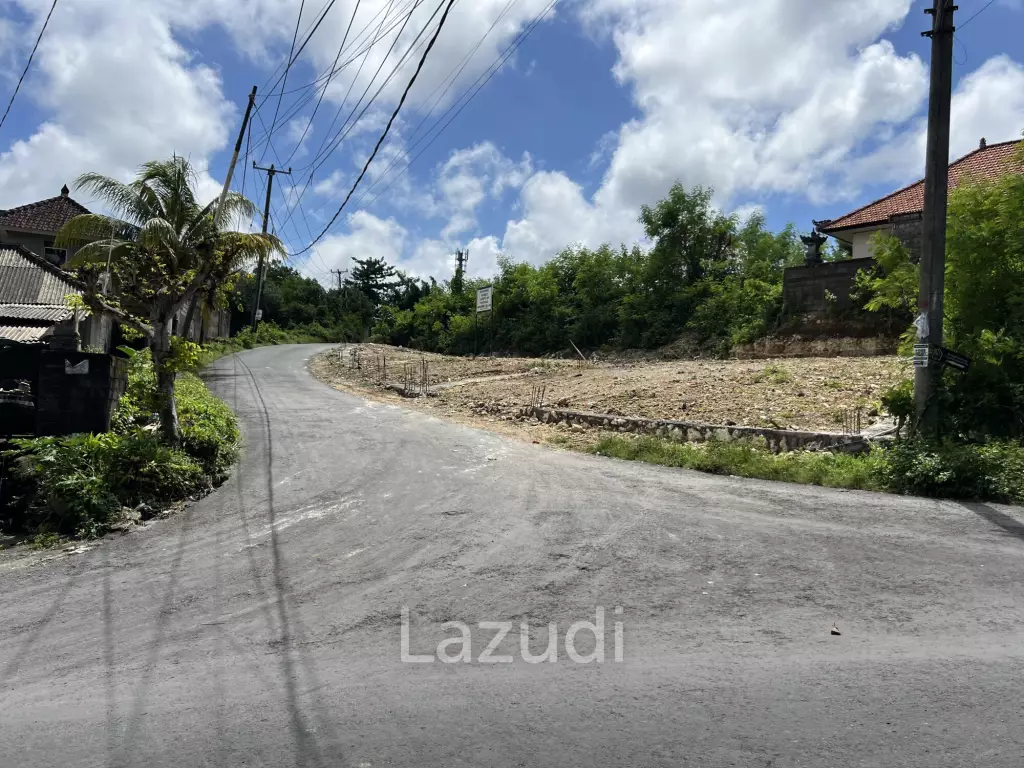 ELEVATED RESIDENTIAL LAND IN UNGASAN WITH EASY ACCESS