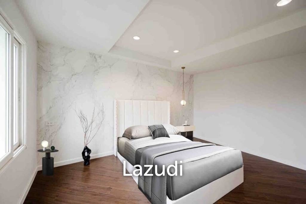 5 Bedroom 6 Bathroom 400 SQ.M Busarakum place