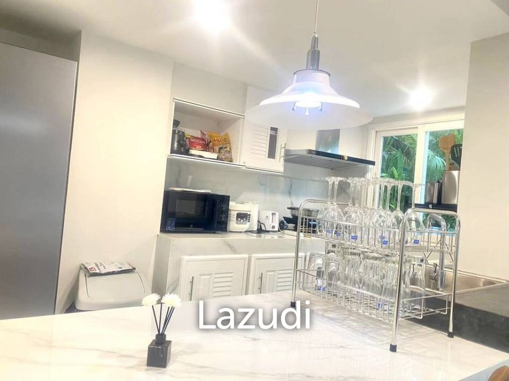 5 Bedroom 6 Bathroom 400 SQ.M Busarakum place