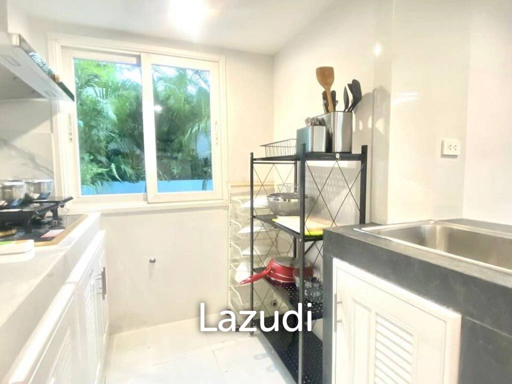 5 Bedroom 6 Bathroom 400 SQ.M Busarakum place