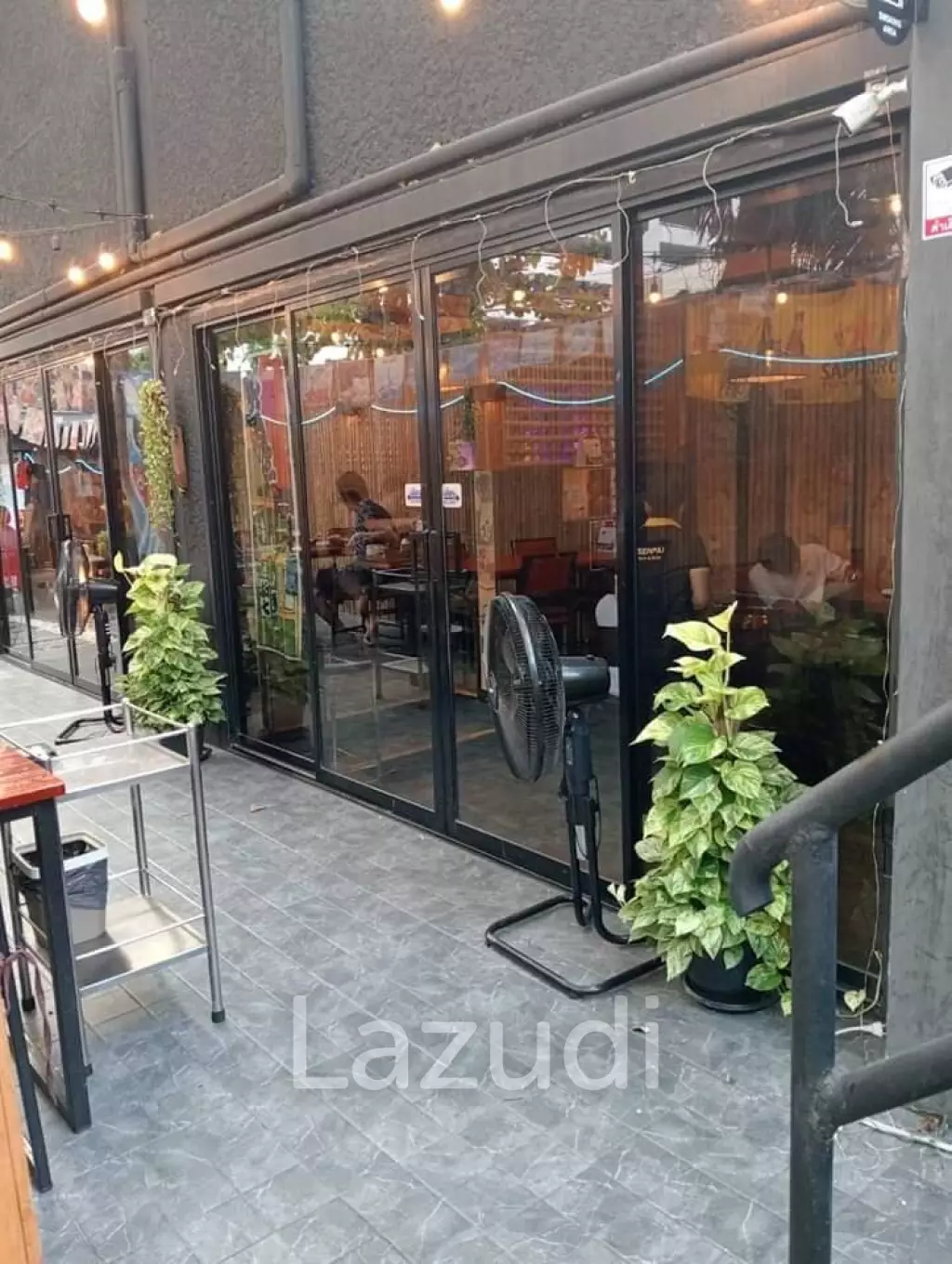 BUSINESS FOR SALES: Restaurant in Prawet