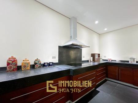 Hunsa Residence : 3 Bed 3 Bath Condo For Rent