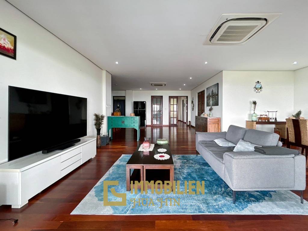 Hunsa Residence : 3 Bed 3 Bath Condo For Rent