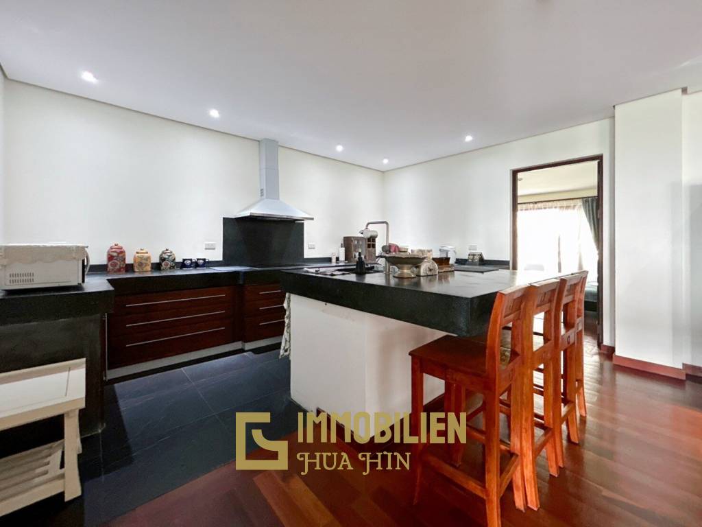 Hunsa Residence : 3 Bed 3 Bath Condo For Rent