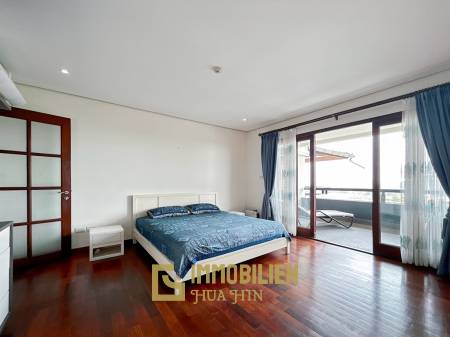 Hunsa Residence : 3 Bed 3 Bath Condo For Rent