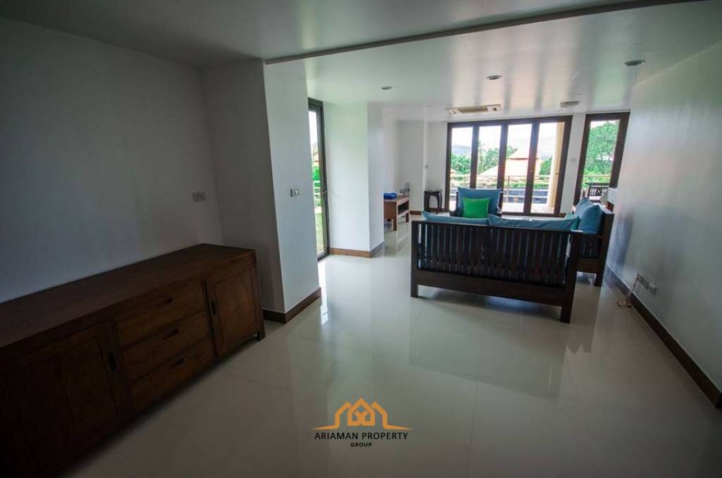 Stunning 4 bed 4 bath in Thongson bay