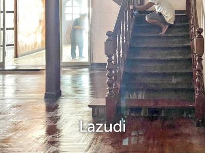 480 SQM Commercial House Thong Lo 25 - Diverse Space with Parking