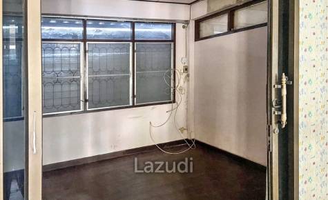 480 SQM Commercial House Thong Lo 25 - Diverse Space with Parking