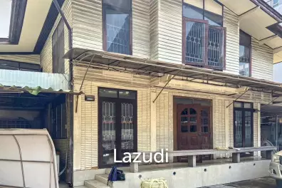 480 SQM Commercial House Thong Lo 25 - Diverse Space with Parking