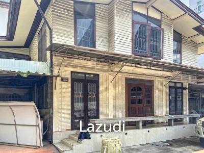 480 SQM Commercial House Thong Lo 25 - Diverse Space with Parking