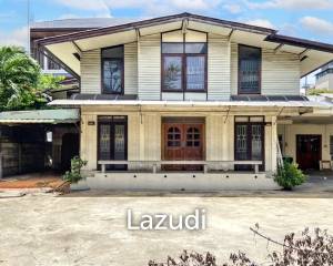 480 SQM Commercial House Thong Lo 25 - Diverse Space with Parking