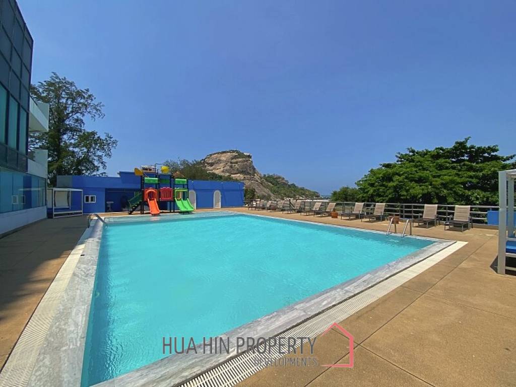 2 Bed Sea View 7th Floor Condo For Sale at Blue Wave Khao Takiap