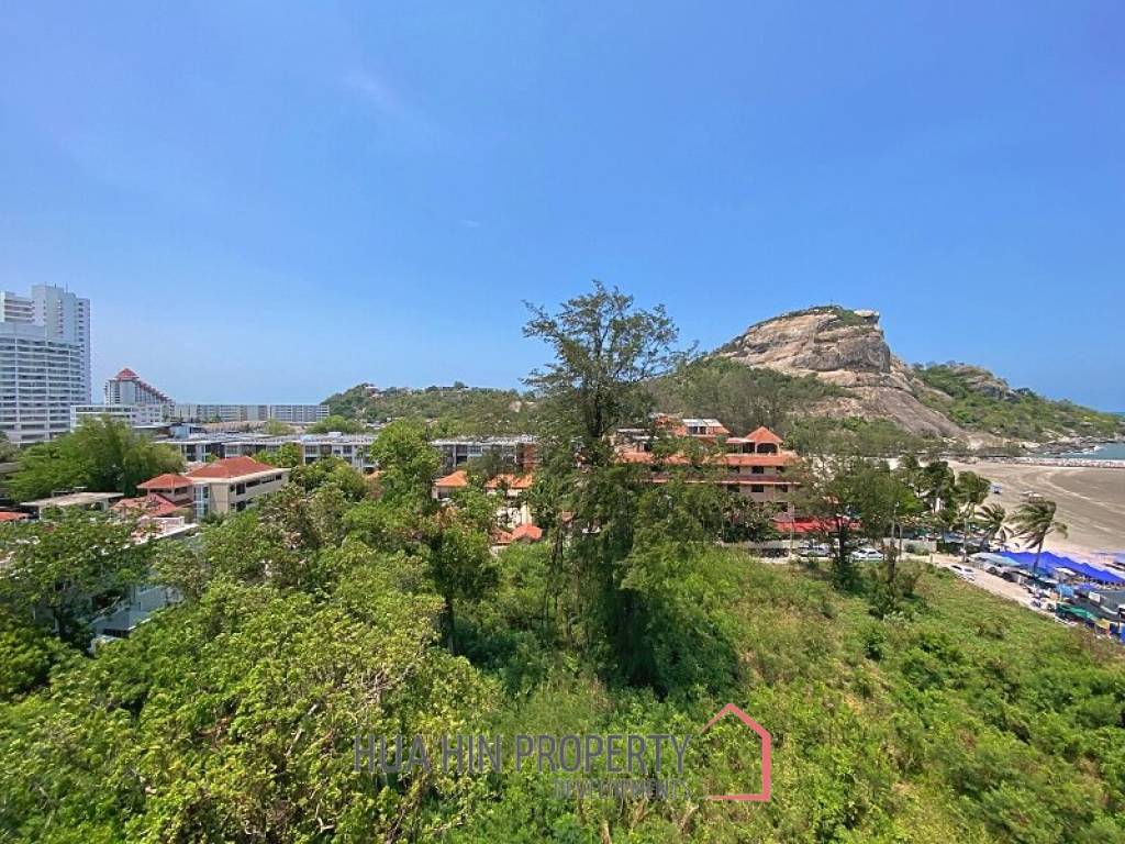 2 Bed Sea View 7th Floor Condo For Sale at Blue Wave Khao Takiap