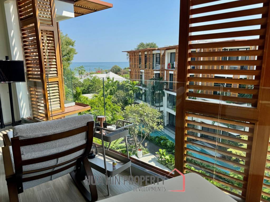 Exclusive and Luxurious 1 Bed Condo at The Intercontinental Residence