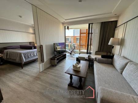 Exclusive and Luxurious 1 Bed Condo at The Intercontinental Residence