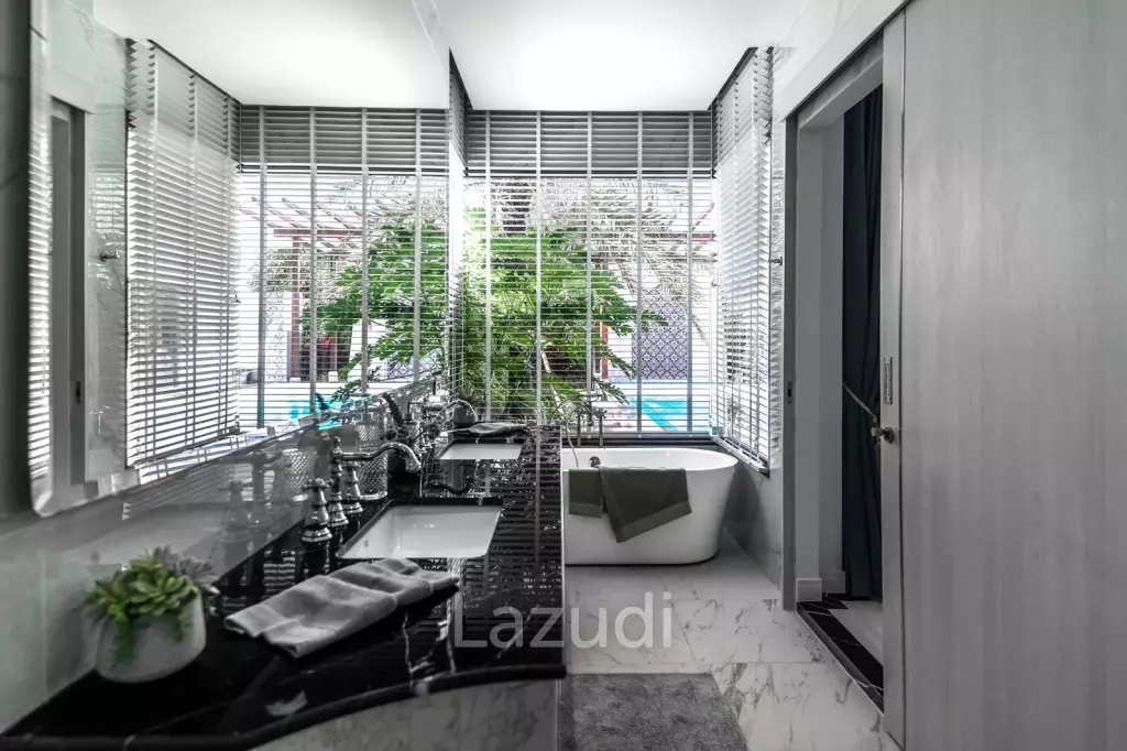 3 BEDROOMS POOL VILLA MORROCCAN STYLE IN THALANG