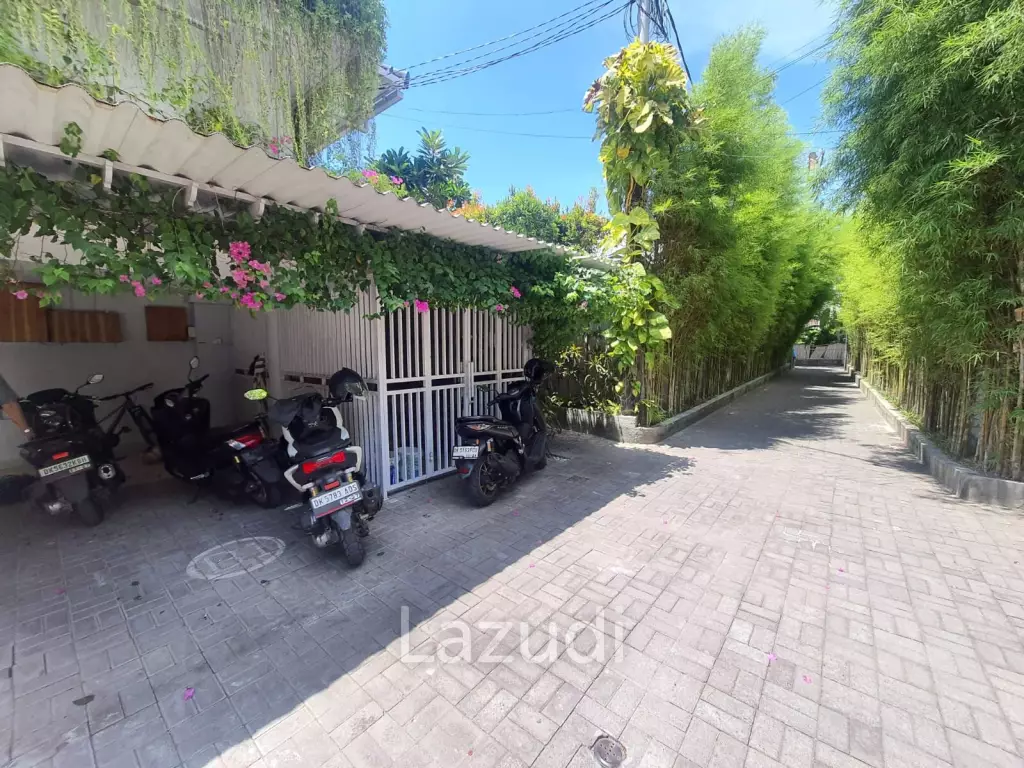 MODERN VILLA OASIS IN SANUR, MINUTES FROM THE BEACH