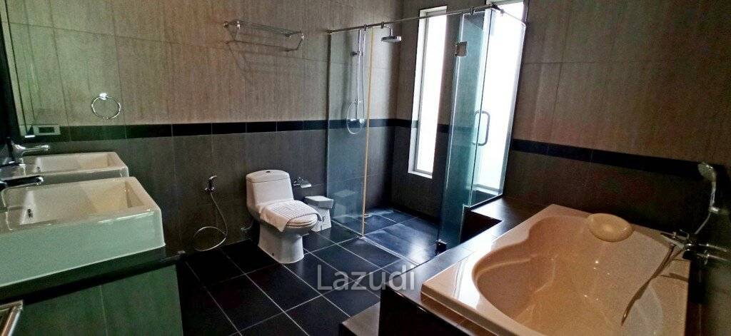 Private Pool Villa For Sale In Whispering Palms , Mabprachan Pattaya
