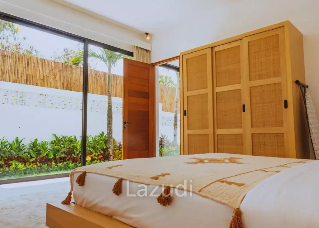 MODERN PERERENAN VILLA: STYLISH LIVING IN A TROPICAL HAVEN