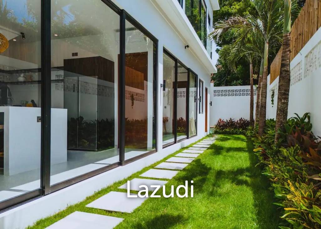 MODERN PERERENAN VILLA: STYLISH LIVING IN A TROPICAL HAVEN