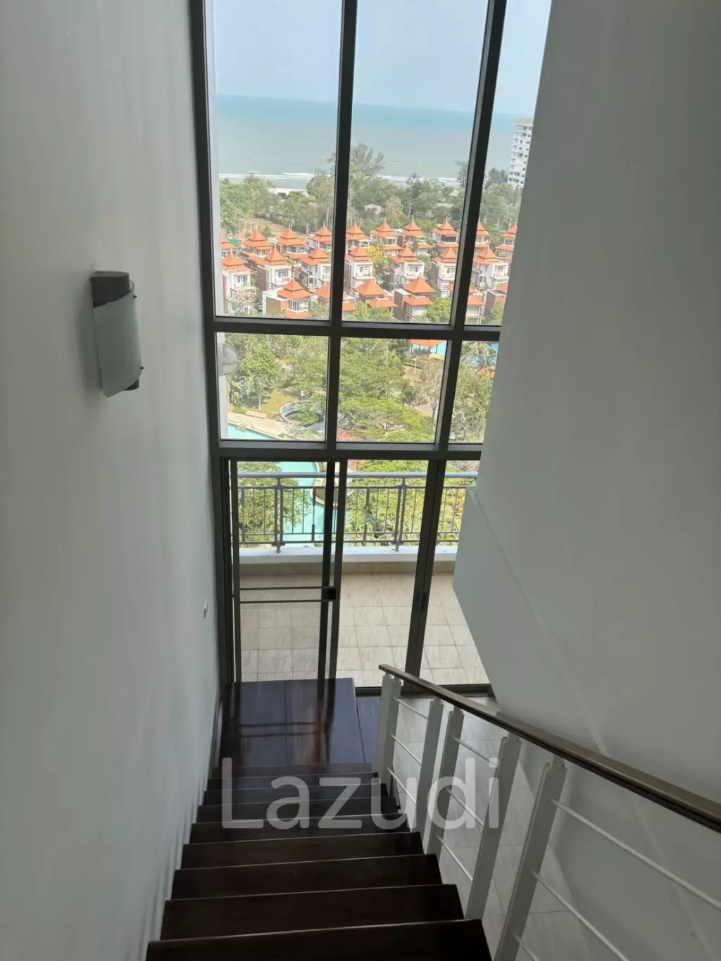 1 Bed Duplex 2 Bath 72.62 SQ.M Boathouse