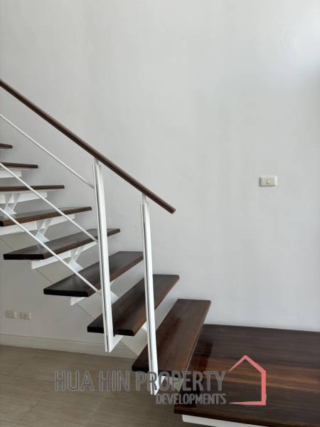 1 Bed Duplex 2 Bath 72.62 SQ.M Boathouse
