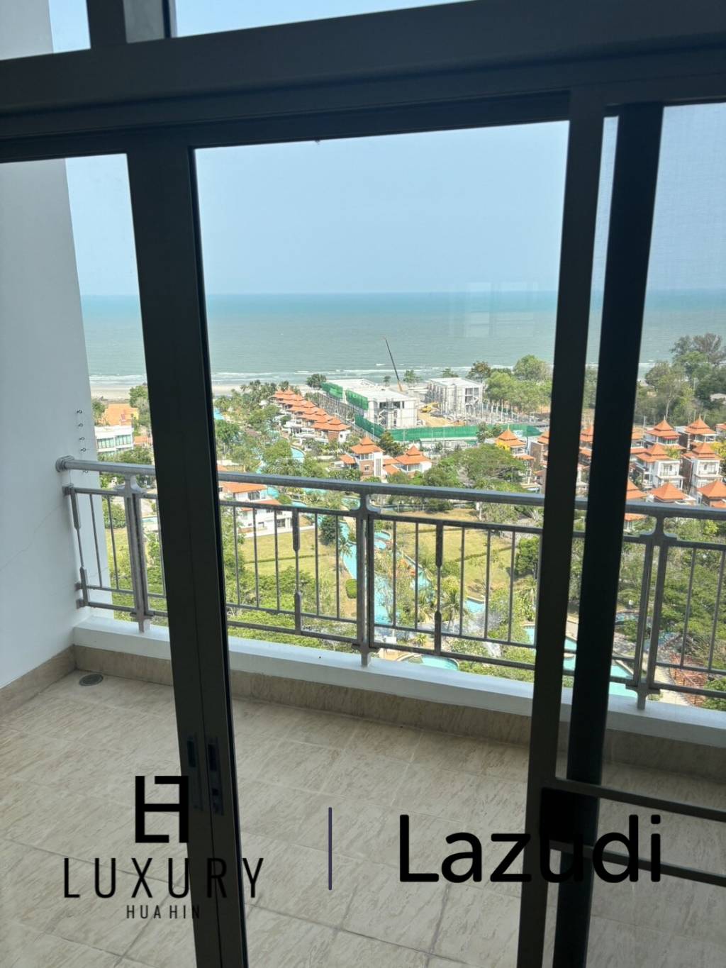 156 metro cuadrado 3 ` 3 Baño Condominio de Venta