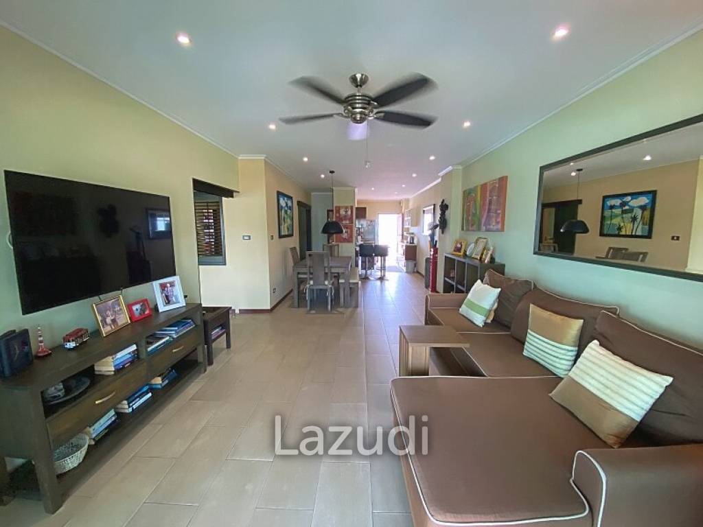 City Center 2 Bed 2 Bath Condo with Sea and Mountain View