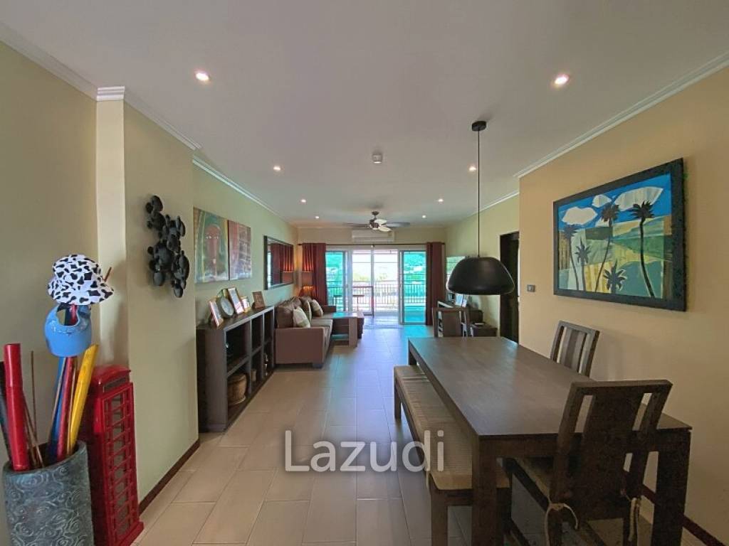 City Center 2 Bed 2 Bath Condo with Sea and Mountain View