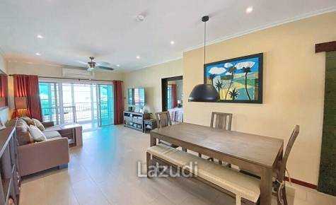 City Center 2 Bed 2 Bath Condo with Sea and Mountain View