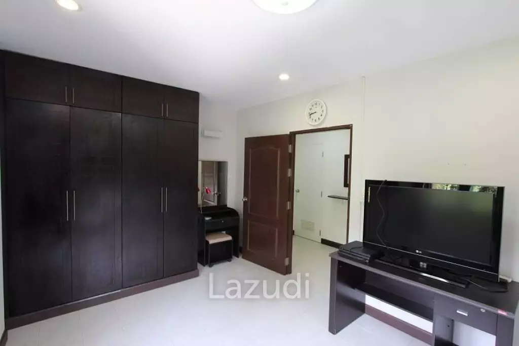 4 Beds 2 Baths 180 SQ.M. Sunrise Beach Resort and Residence