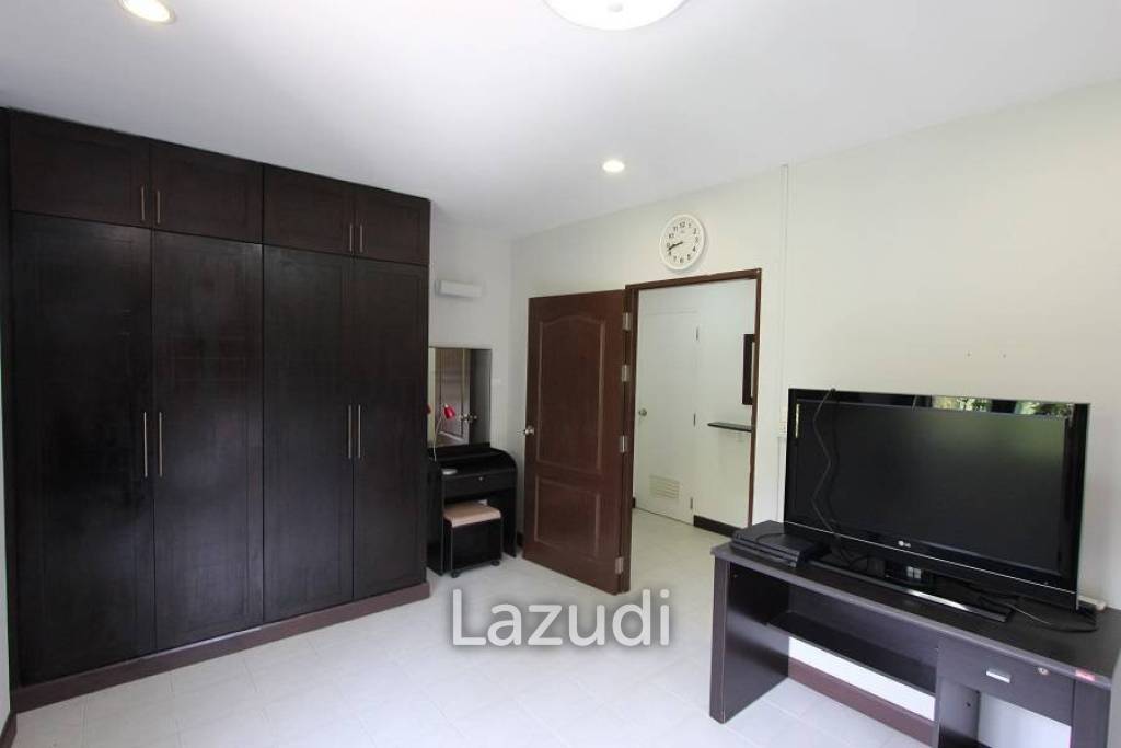 4 Beds 2 Baths 180 SQ.M. Sunrise Beach Resort and Residence