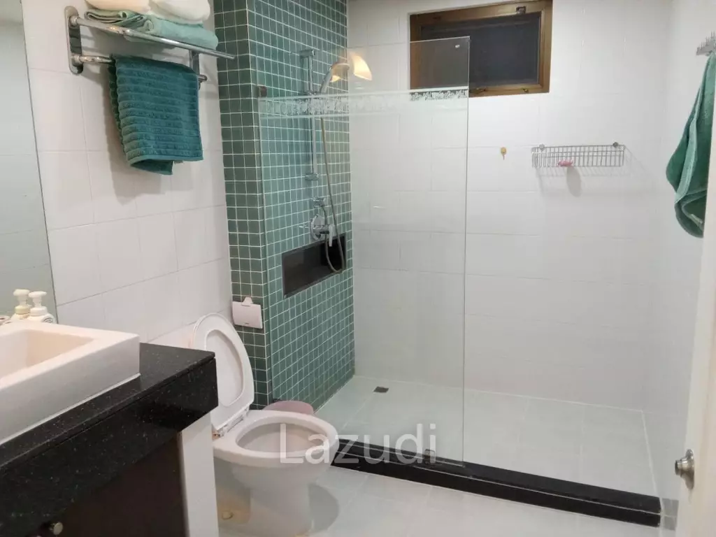 4 Beds 2 Baths 180 SQ.M. Sunrise Beach Resort and Residence