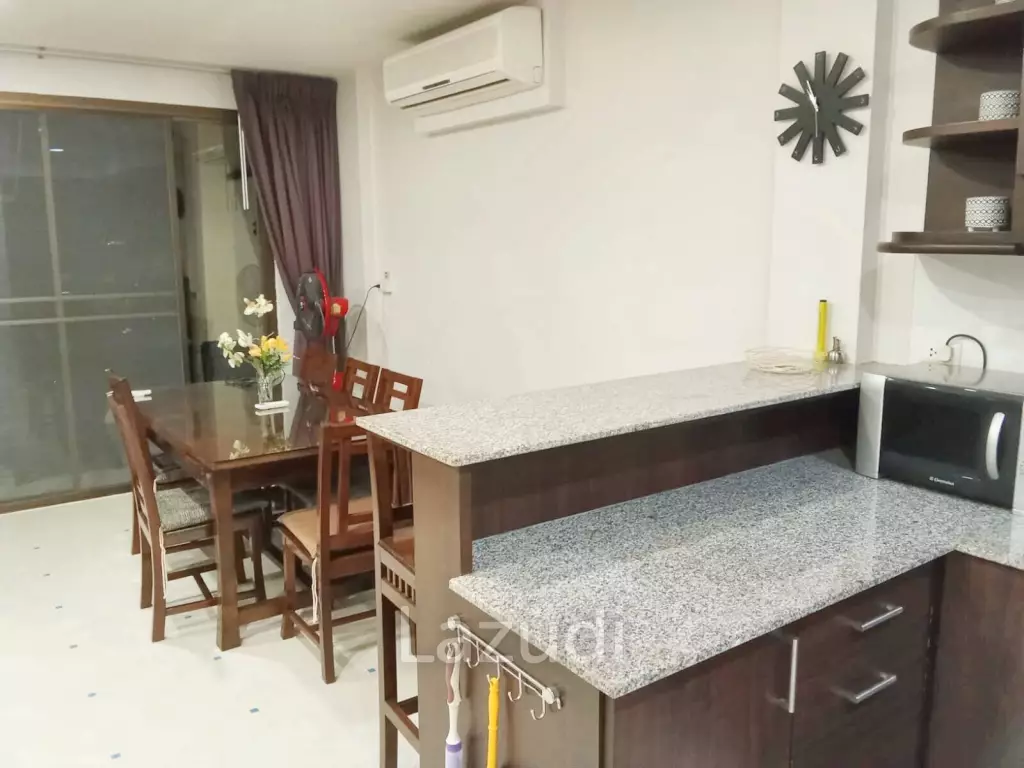 4 Beds 2 Baths 180 SQ.M. Sunrise Beach Resort and Residence