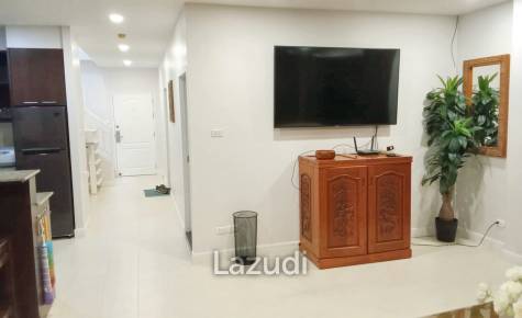 4 Beds 2 Baths 180 SQ.M. Sunrise Beach Resort and Residence