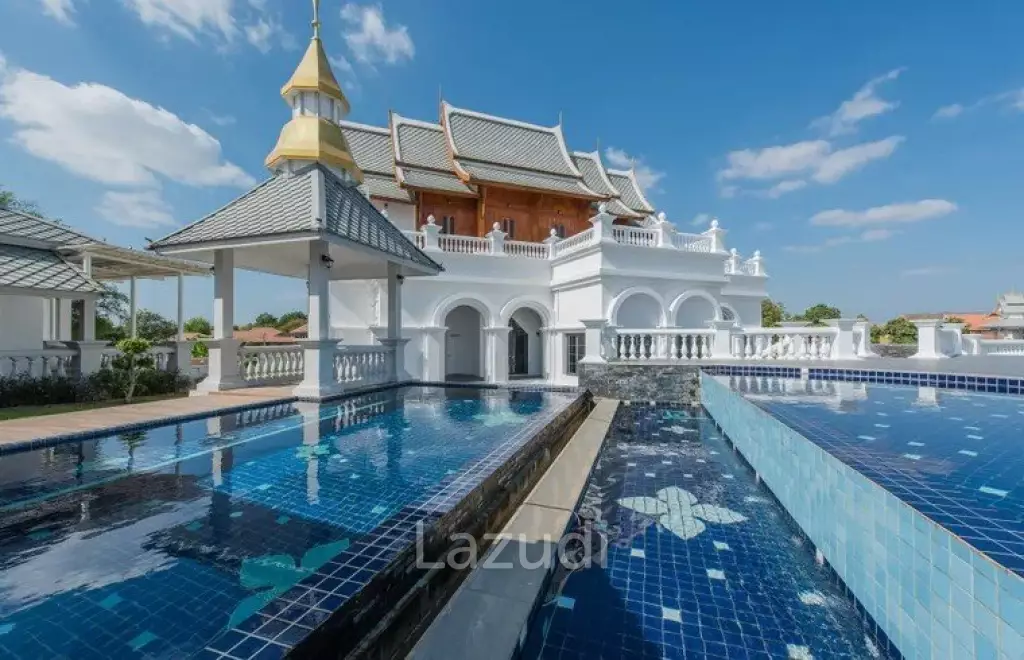 Exclusive Royal Grand 4 Villas for sale at Grand Regent