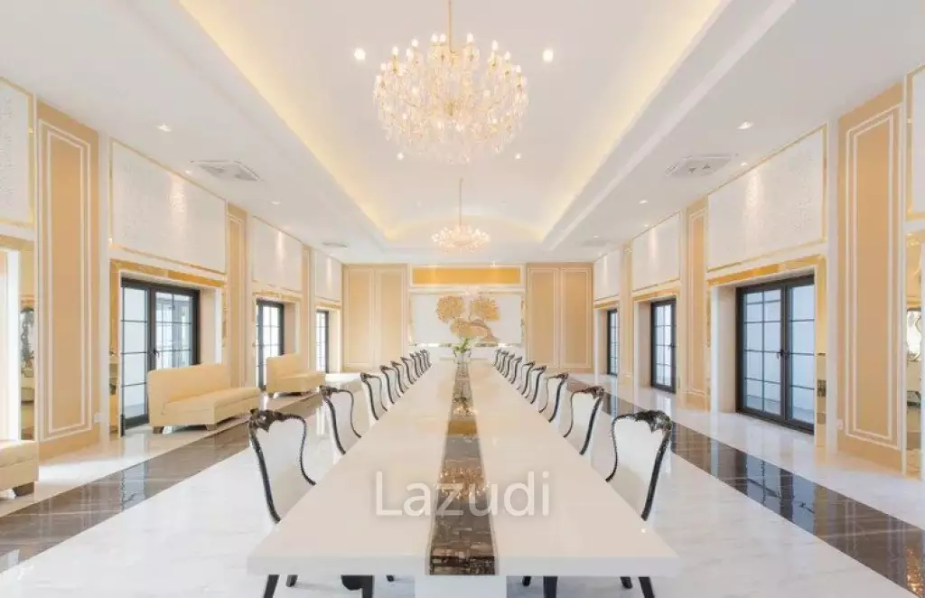 Exclusive Royal Grand 4 Villas for sale at Grand Regent
