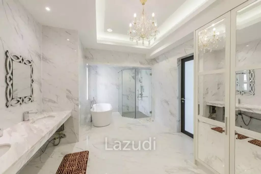 Exclusive Royal Grand 4 Villas for sale at Grand Regent