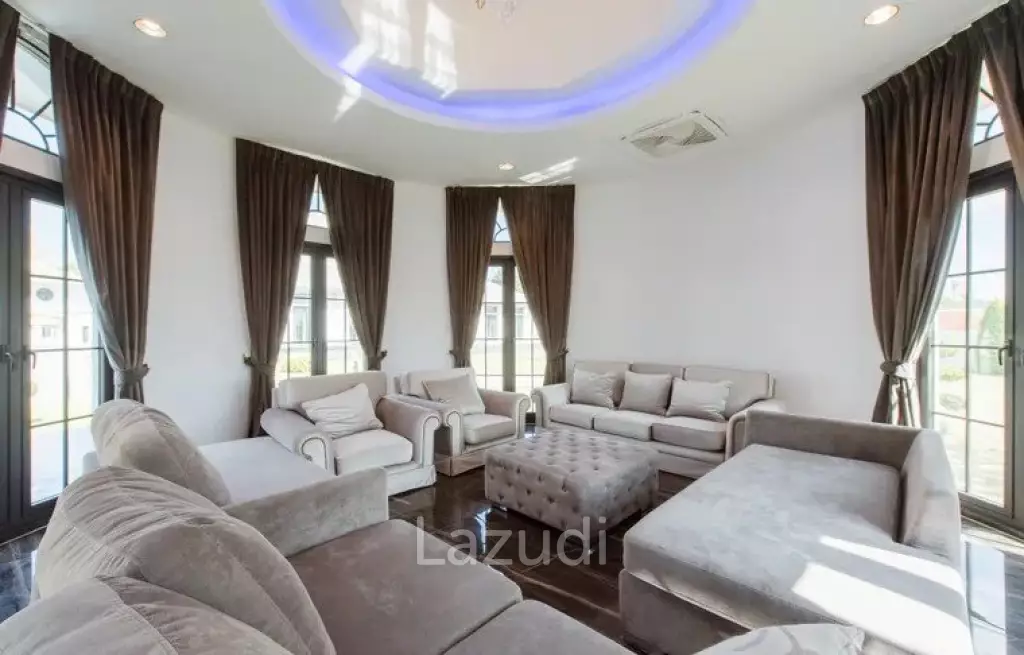 Exclusive Royal Grand 4 Villas for sale at Grand Regent
