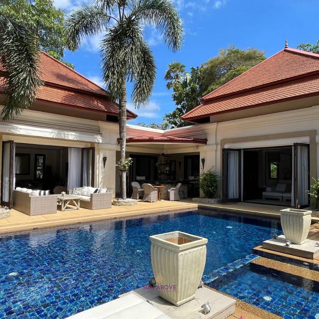 4 Bedrooms Villa Near Laguna