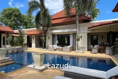 4 Bedrooms Villa Near Laguna