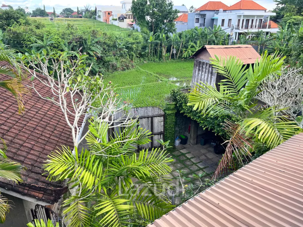 FREEHOLD VILLA ON 13 ARE LAND IN UMALAS