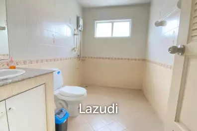 4 Brs Villa for sale