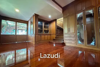 5 Beds 5 Baths 5,000 SQ.M. Private House in Na Jomtien