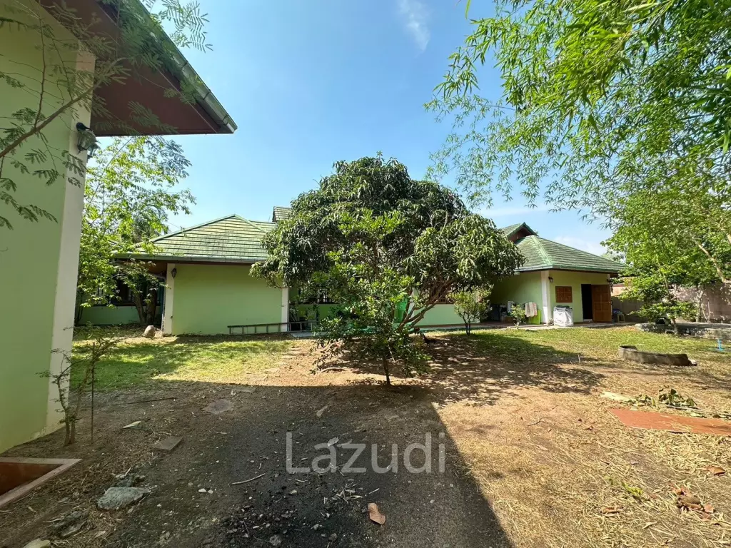 5 Beds 5 Baths 5,000 SQ.M. Private House in Na Jomtien