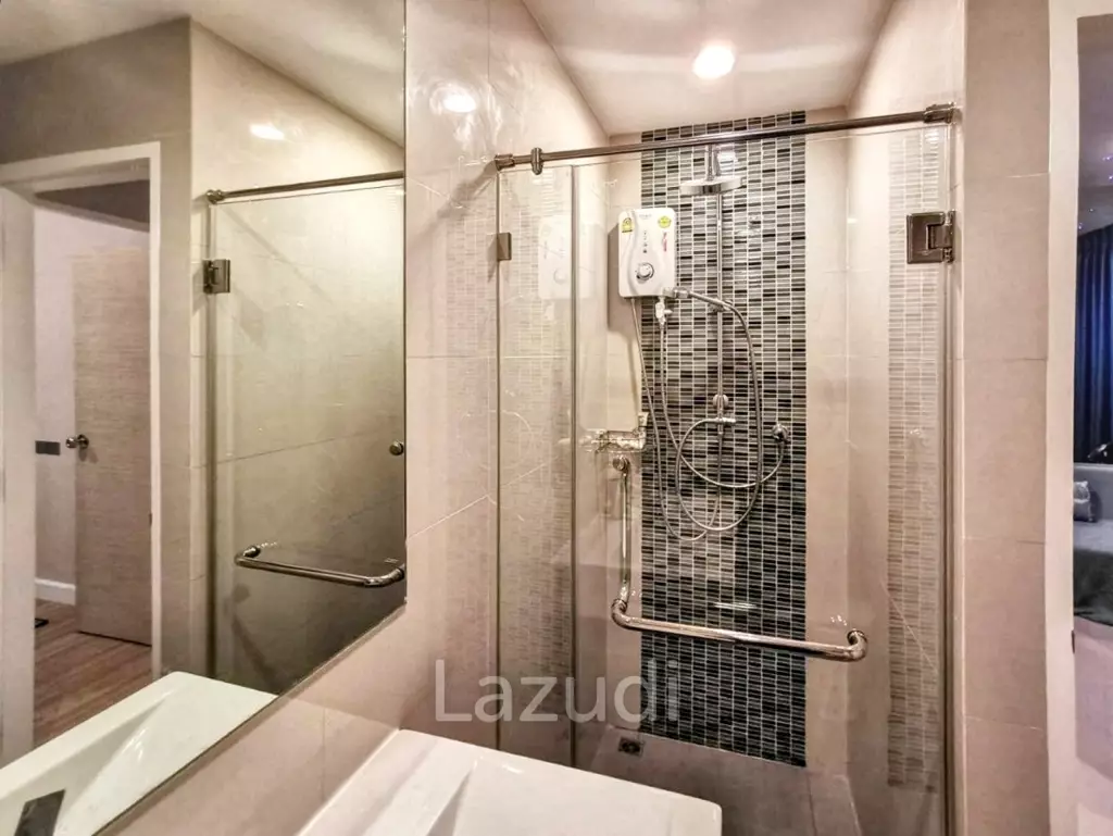 1 Bedroom 1 Bathroom 30 SQ.M The Sky Sukhumvit
