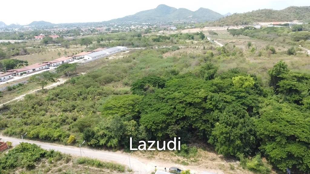 Prime 12 Rai Land with Mountain Views on Soi 94