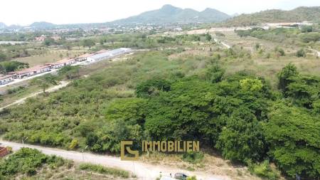 Prime 12 Rai Land with Mountain Views on Soi 94