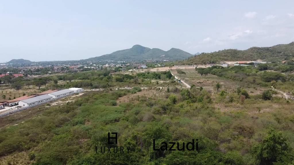 Prime 12 Rai Land with Mountain Views on Soi 94