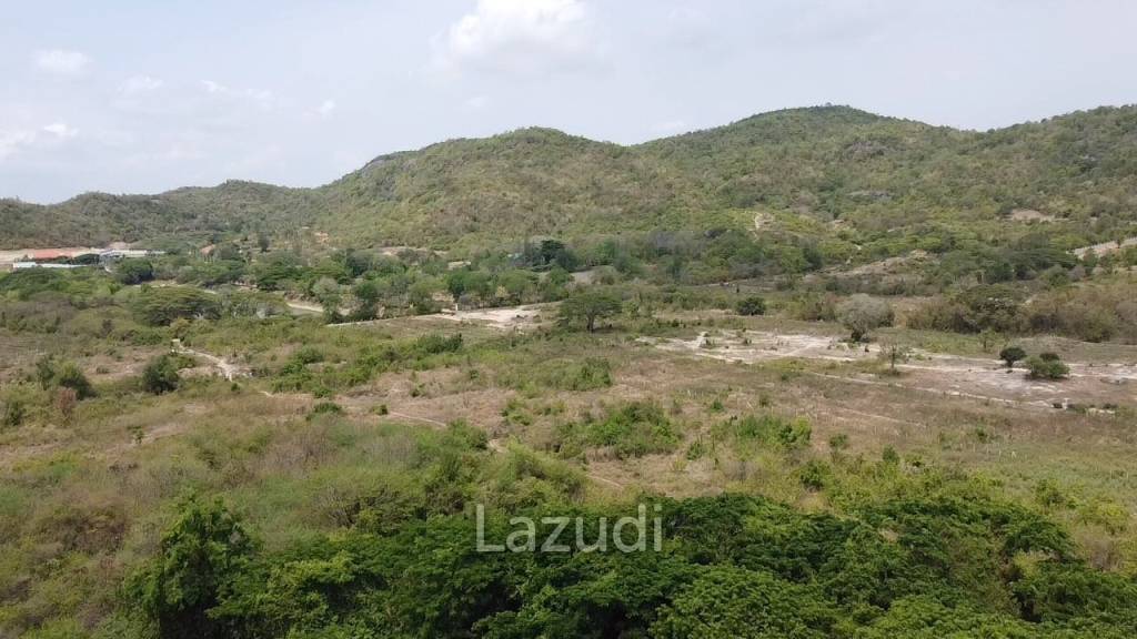 Prime 12 Rai Land with Mountain Views on Soi 94